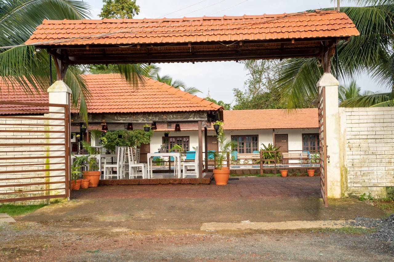 Dhanrains Moonlight Retreat Cottages Palolem Exteriör bild